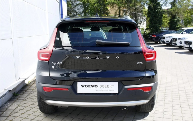 Volvo XC 40 cena 168888 przebieg: 7760, rok produkcji 2023 z Kunów małe 301